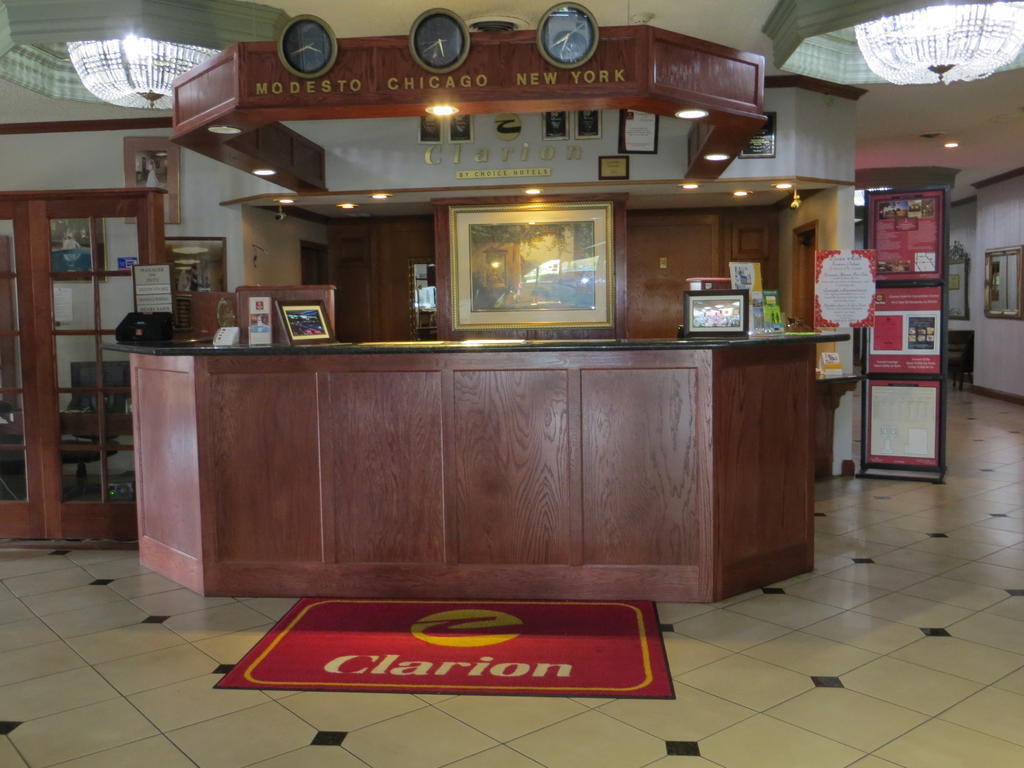 Clarion Inn Conference Center Modesto Esterno foto