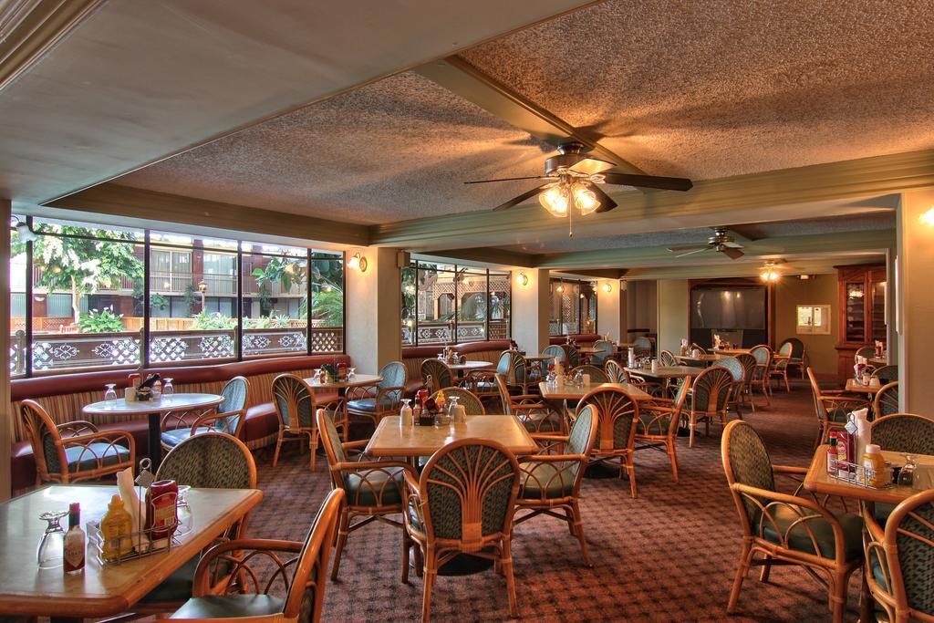 Clarion Inn Conference Center Modesto Esterno foto