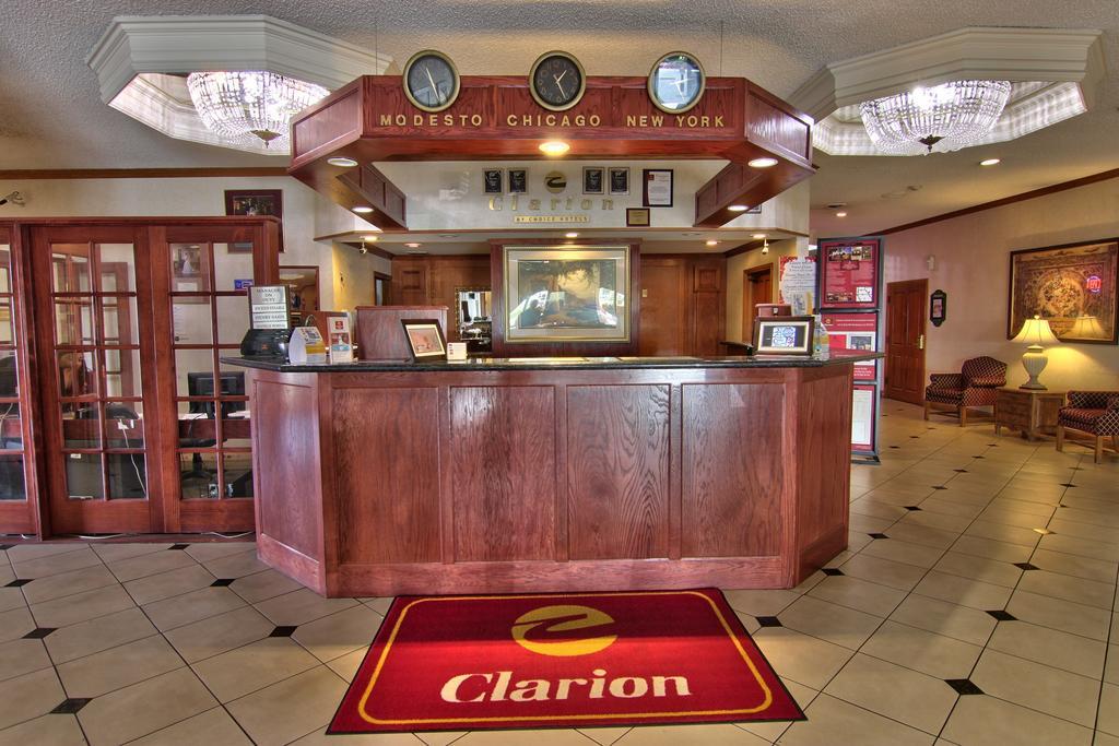 Clarion Inn Conference Center Modesto Esterno foto