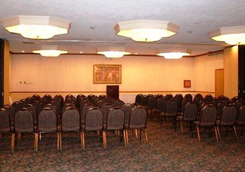 Clarion Inn Conference Center Modesto Esterno foto