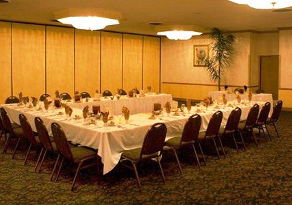 Clarion Inn Conference Center Modesto Esterno foto