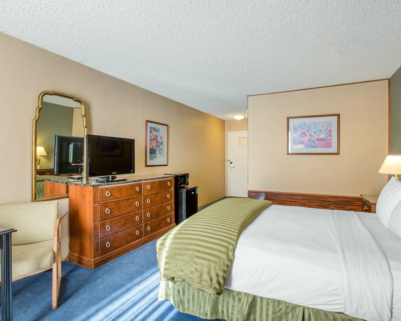 Clarion Inn Conference Center Modesto Esterno foto
